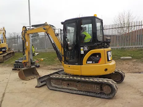 2011 CAT 305D miniTipologia escavatore, marca Caterpillar, ottimo stato - Anteprima 2