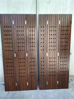 Sverniciatura e Riverniciatura Persiane e Antoni