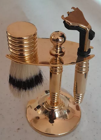 Set da barba in metallo placcato oro marca Biffoli nuovo set