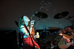 Bruna Sardo Vocal Coach Corsi di CANTO in presenza/online