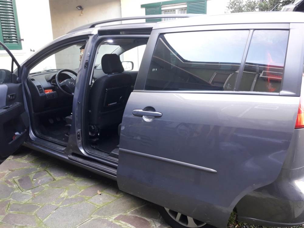 Mazda 5 7 posti Anno 2006 Km 215000 Station Wagon, in ottime condizioni - Foto 3