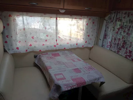 Camper semintegrale Marca Elnagh Anno 2002 Km 83000 - Anteprima 6