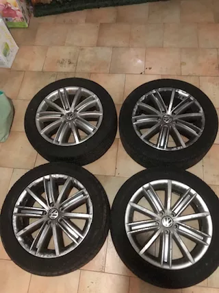 4 cerchi completi di gomme estive 80%