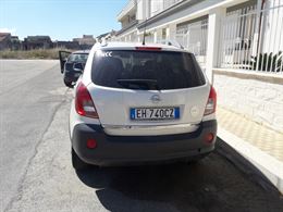 Foto 2 Opel Modello Antara anno 2011 Fuoristrada/SUV Diesel Manuale