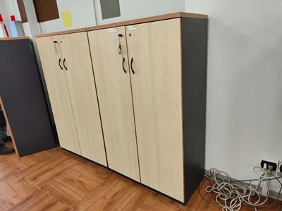 Stock Armadi Mobiletti Bassi in Legno da Ufficio - Anteprima 1
