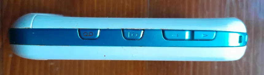 Foto 6Samsung GT-B3410 non si accende da sostituire tasto accensione