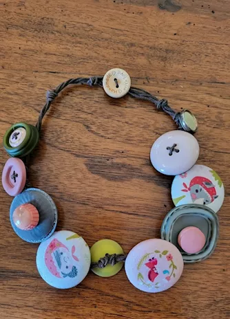 Collana artigianale fatta con bottoni - pezzo unico handmade
