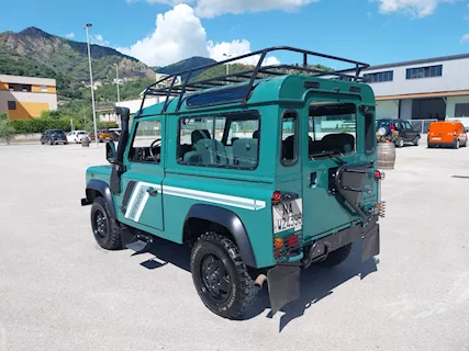 Land Rover Cilindrata 2500 - Foto 3