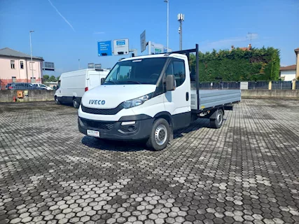 Iveco Daily 35S15 cassone fisso mt. 3.80