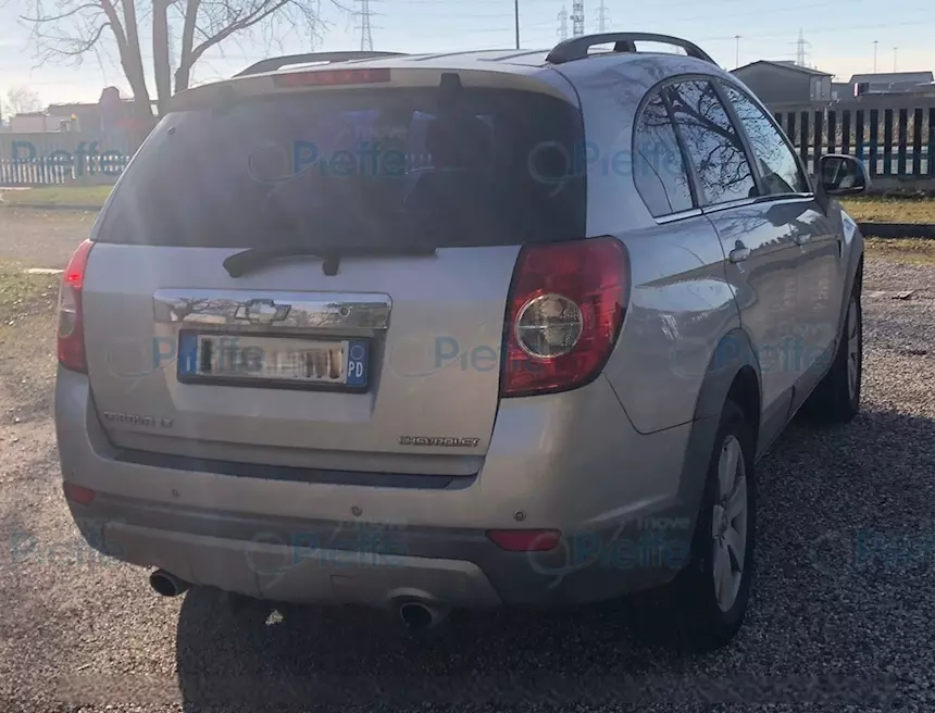 SUV Captiva 7 posti gancio traino 4x4 Anno 2007 Km 193000, cambio manuale - Foto 10