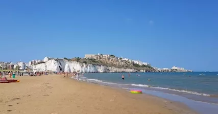 VIESTE VILLETTA CON GIARDINO