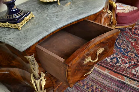 Commode-cassettone stile Luigi XV cm. 150 cm, in legno massello - Anteprima 6