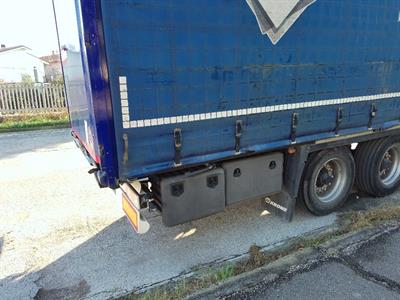 Semirimorchio centinato KRONE - Foto 6
