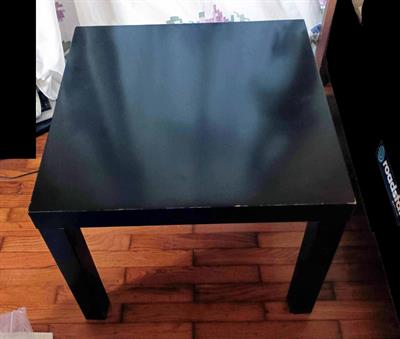 Tavolino Nero Ikea in legno compensato
