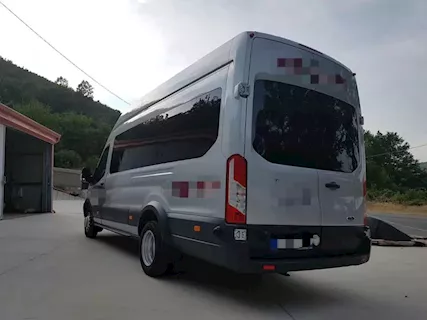 Ford Transit 18 posti Anno 2017 Km 25000 Euro 6, come nuovo - Foto 3