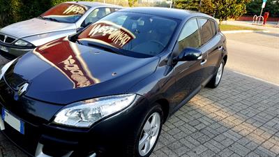 RENAULT Mégane III - 1.5 Diesel 5P 110CV/81Kw 2011