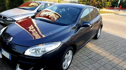RENAULT Mégane III - 1.5 Diesel 5P 110CV/81Kw 2011