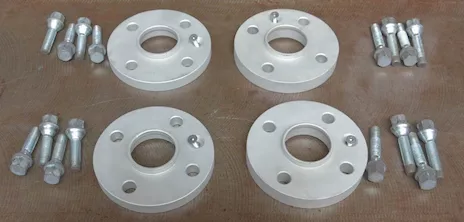 Kit 4 distanziali ruote FIAT 16+20 mm con Bulloni