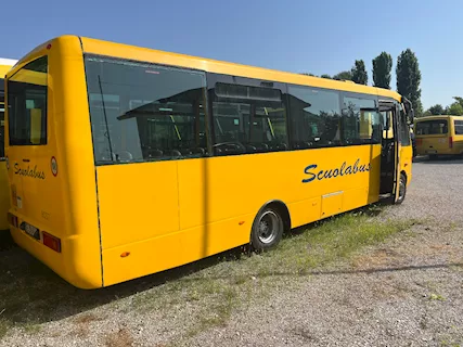 scuolabus Mercedes