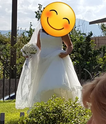 Vendo abito da sposa, in ottime condizioni, taglia 48 - Anteprima 3