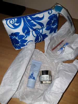 Pochette Estee Lauder nuova + 4 prodotti