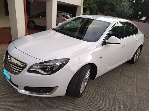 OPEL Insignia Cosmo 4 p. Berlina 68000 km - 2.0 CDTI 140 CV
