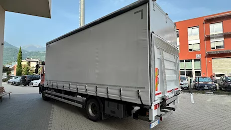 Autocarro Iveco Eurocargo 160E25, colore bianco, cambio automatico - Anteprima 2