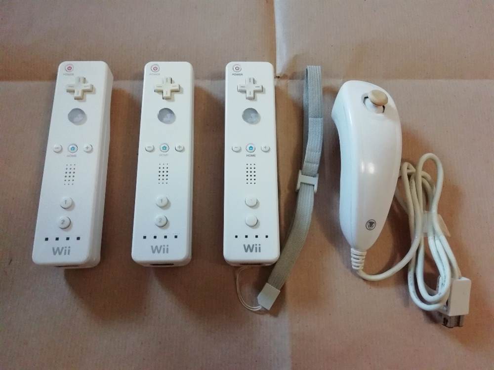 Lotto Controller Nintendo Wii da testare
