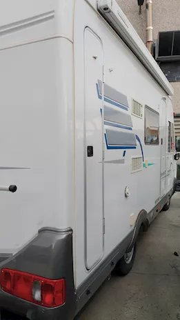 Motorhome Hymer B564 Anno 2000 Km 145000 Diesel, mai usato - Anteprima 4