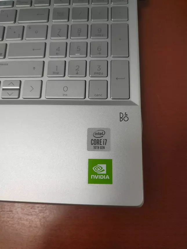 Foto 4HP Pavilion i7 - 16 GB - SSD 1T - 10a generazione, in ottime condizioni