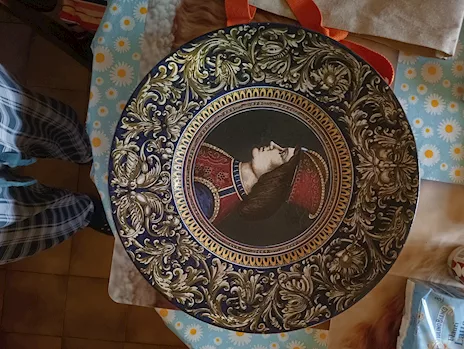 Piatti in ceramica decorati Faenza con profili anno1928-1930