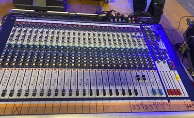 Mixer Soundcraft GB2 24CH