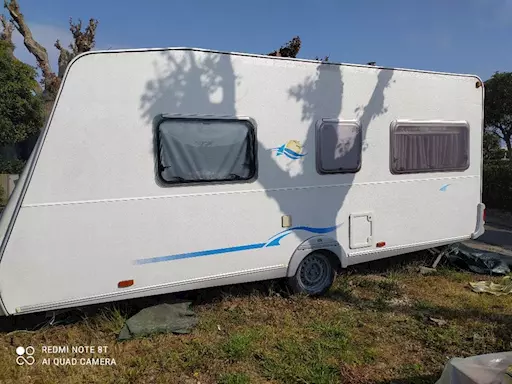 Splendida roulotte Caravelair Soleira