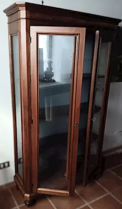 Mobili con Ante in Vetro
