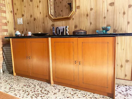 Mobile credenza