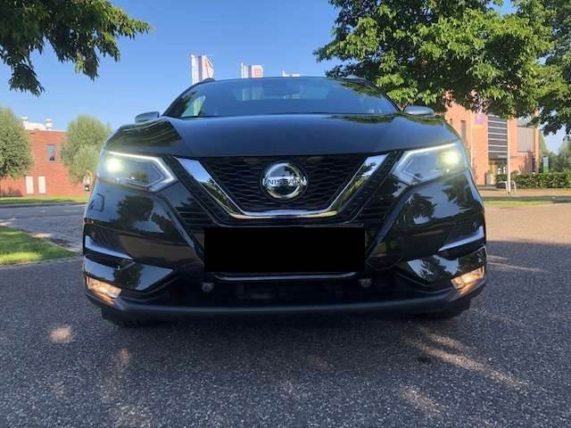 Nissan Qashqai 1.3 DIG-T Tekna +