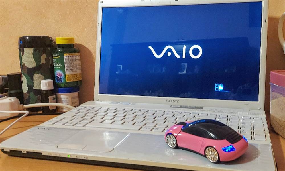 PC SONY VAIO - I3 / 500gb /4gb HDMI