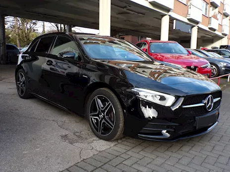 2020 Mercedes-Benz A 200 Edition AMG LINE NIGHT PACK LED