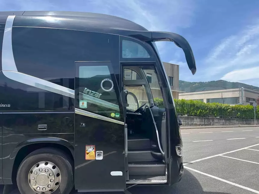 Foto 10Irizar i6, 2019, 65 posti, Euro 6 Km 374206, cambio: automatico