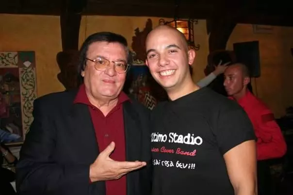 Foto 2Ex cantante gruppo tributo VASCO ROSSI cerca musicisti