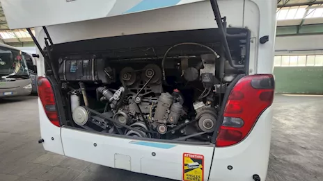 Vendo autobus Setra 411 hd Anno 2003 Km 870000 Euro 3, cambio manuale - Anteprima 7