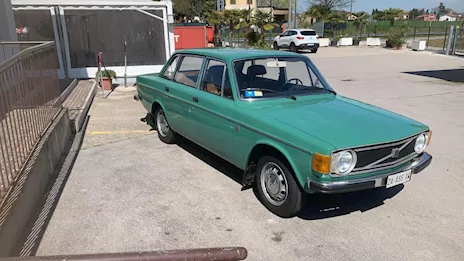 Splendida Volvo 144 deluxe