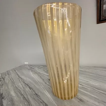 Straordinario vaso in vetro Lattimo oro Barovier e Toso Mura