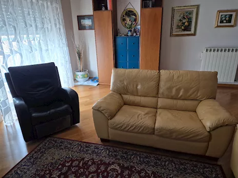 2 divani e una poltrona relax Divani e Divani