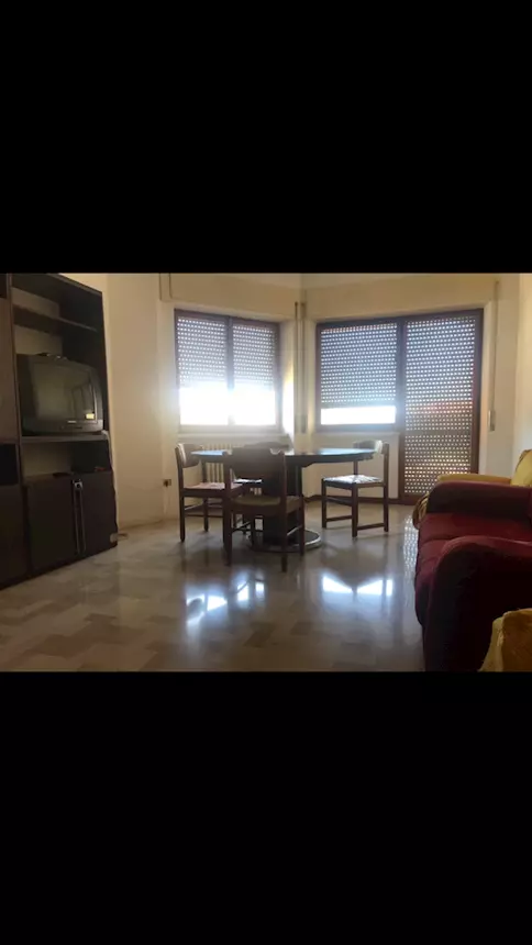 Si affitta camera singola a studenti