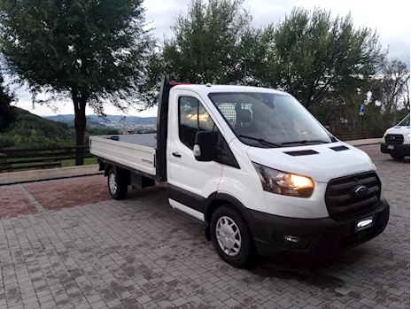 Ford Transit c/cassone