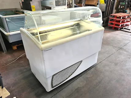 Vetrina freezer per gelati usata
