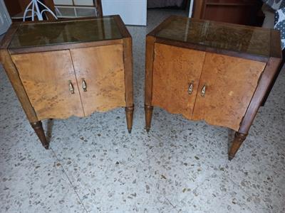 Comodini + Comò In Legno E Radica Di Noce con specchiera