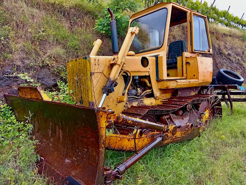 Dozer cingolato Anno 1980 Ore 7052