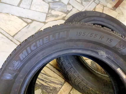 Coppia pneumatici Michelin 195/65 R15
